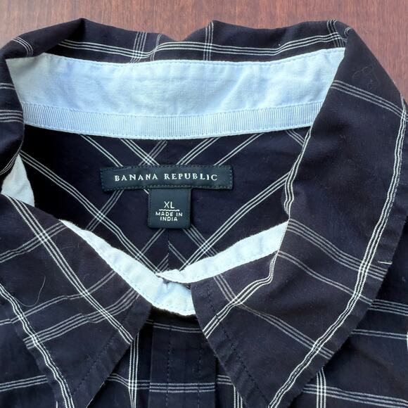 Banana Republic Black Plaid Button-Down Shirt - Size XL - Picture 4 of 8
